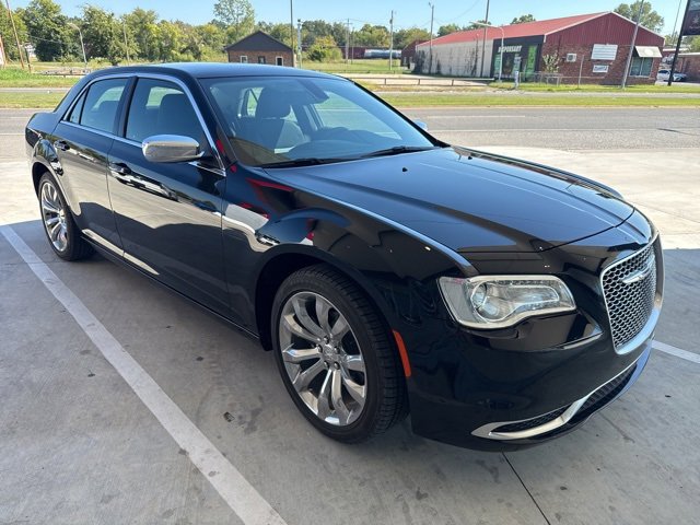 Used 2020 Chrysler 300 Touring w/ Chrome Appearance Package