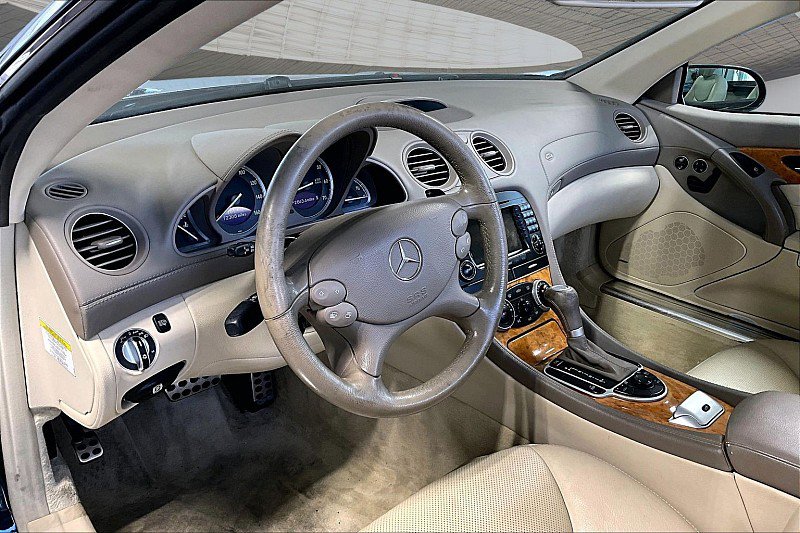 Used 2007 Mercedes-Benz SL 550 w/ AMG Sport Pkg image 11