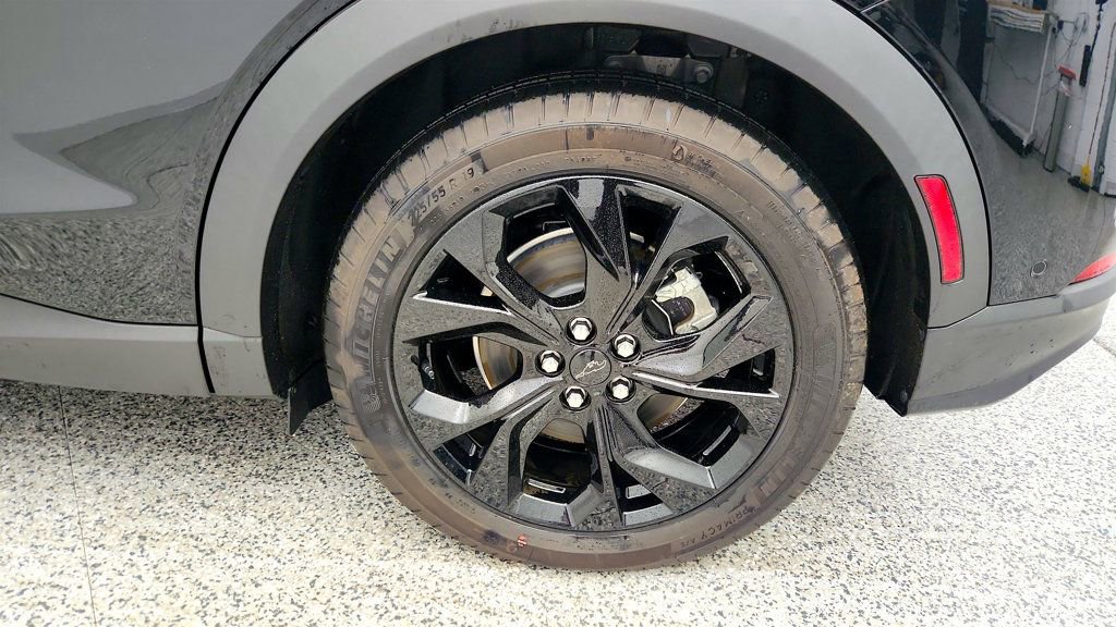 Used 2024 Ford Mustang Mach-E Select w/ Comfort Package Lite image 9