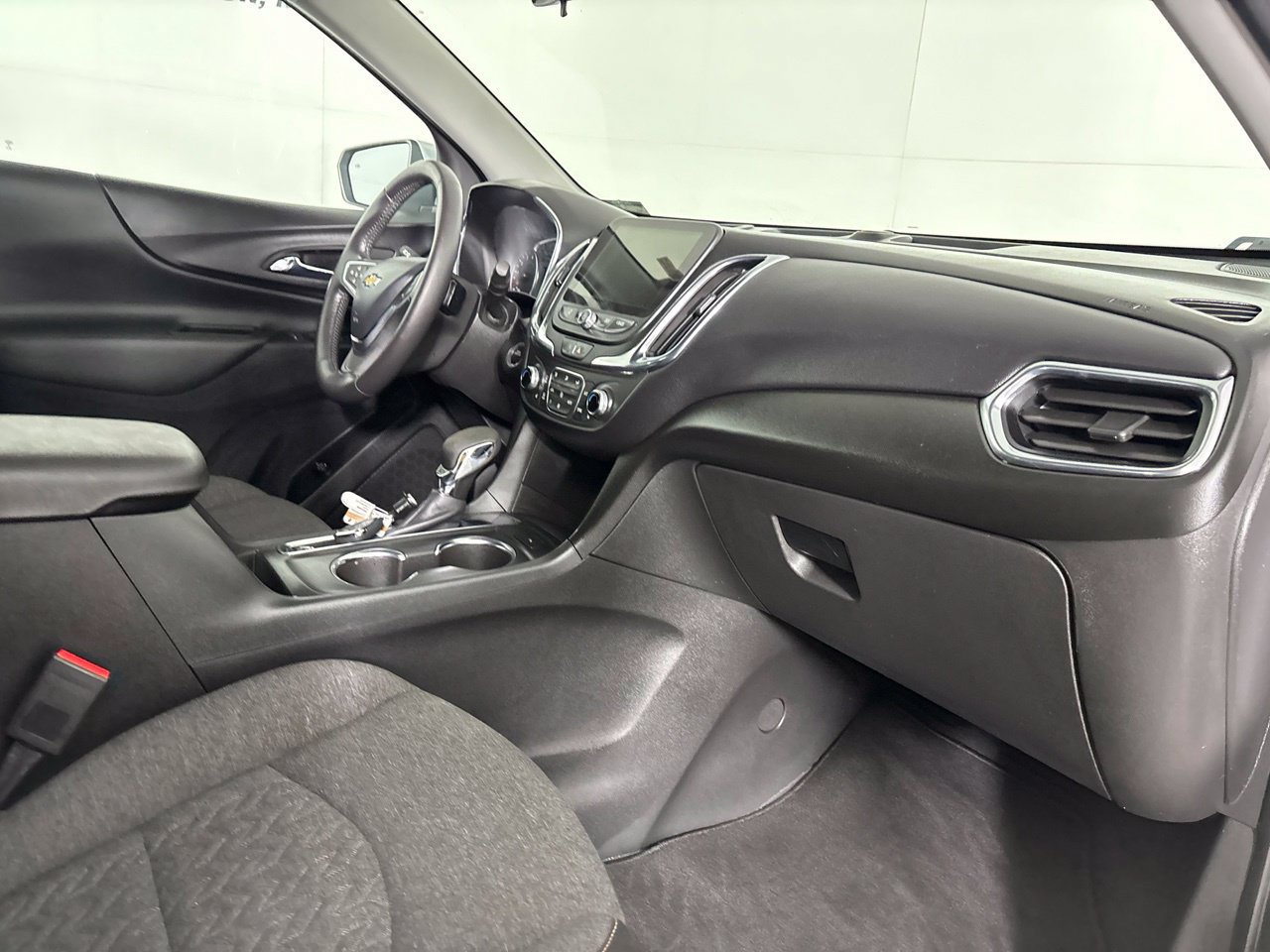 Used 2022 Chevrolet Equinox LT FWD image 33