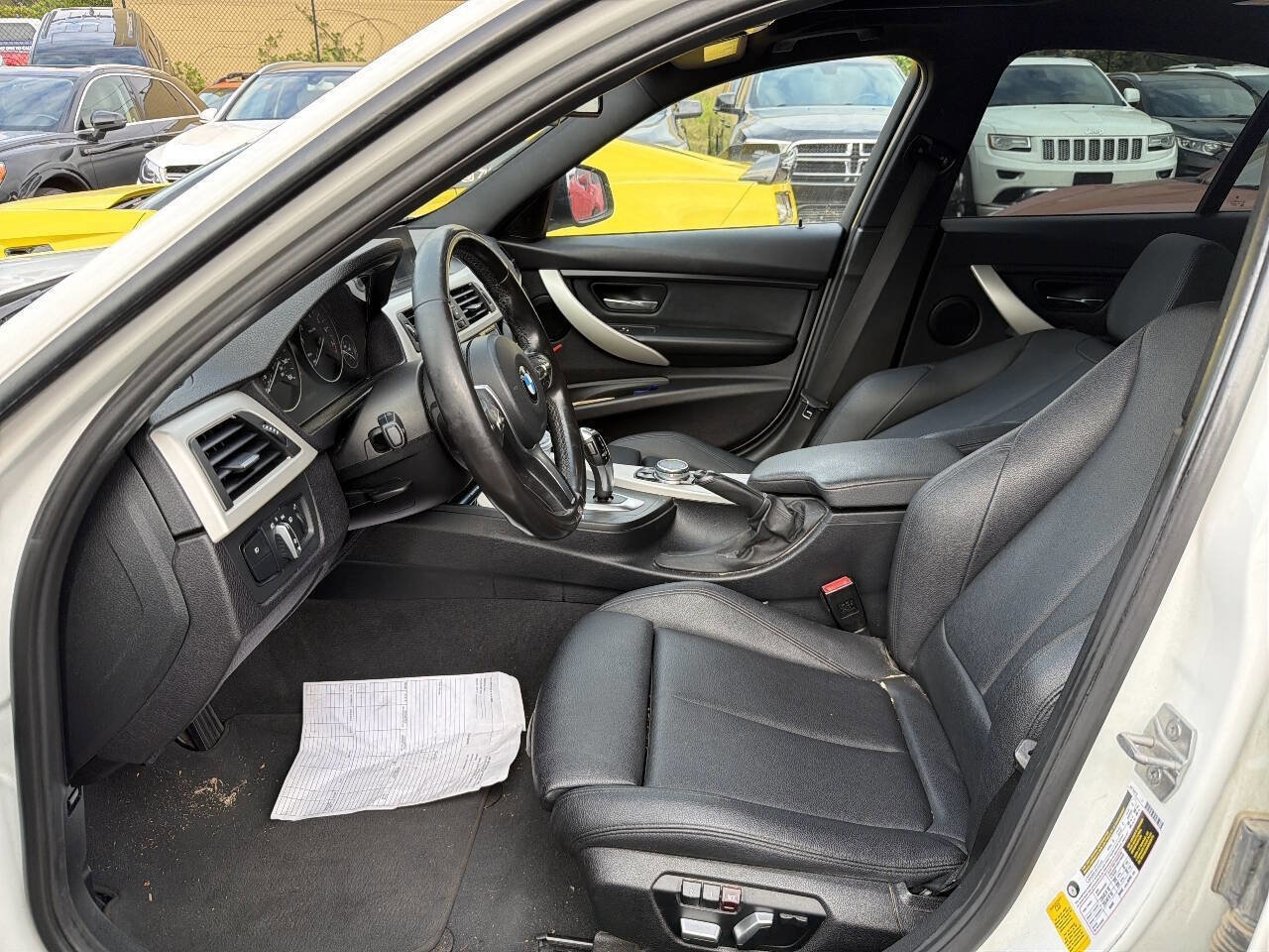 Used 2016 BMW 320i Sedan RWD image 6