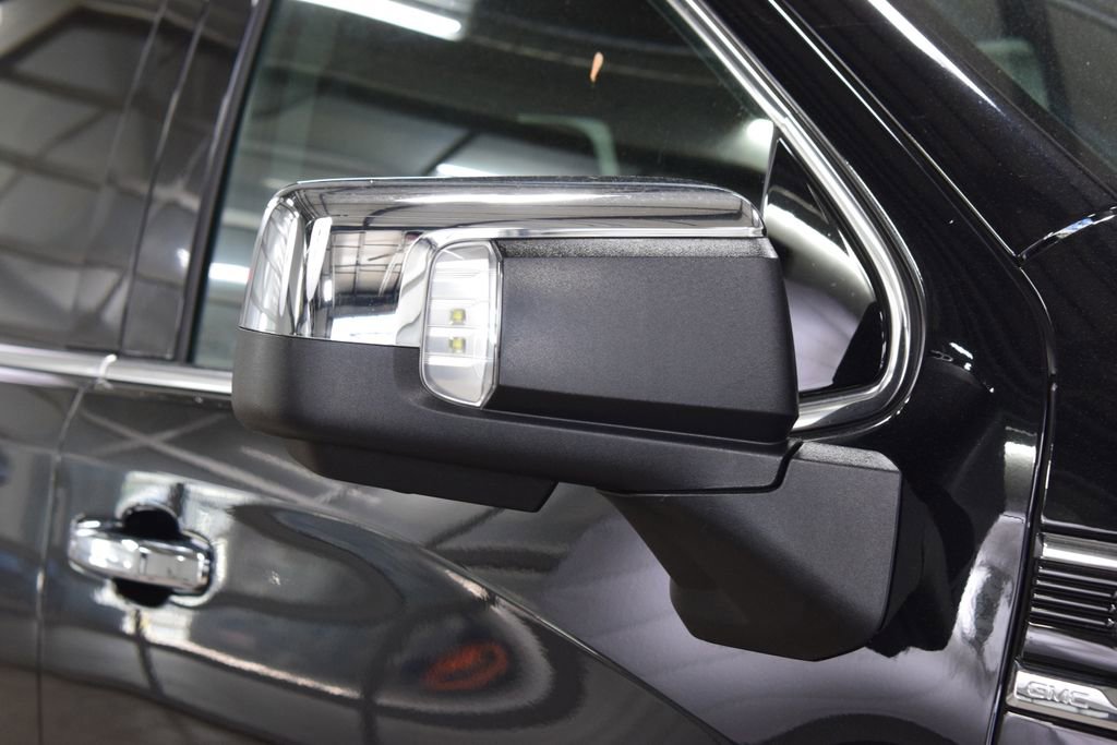 Used 2024 GMC Sierra 1500 Denali w/ Denali Reserve Package AWD/4WD image 18