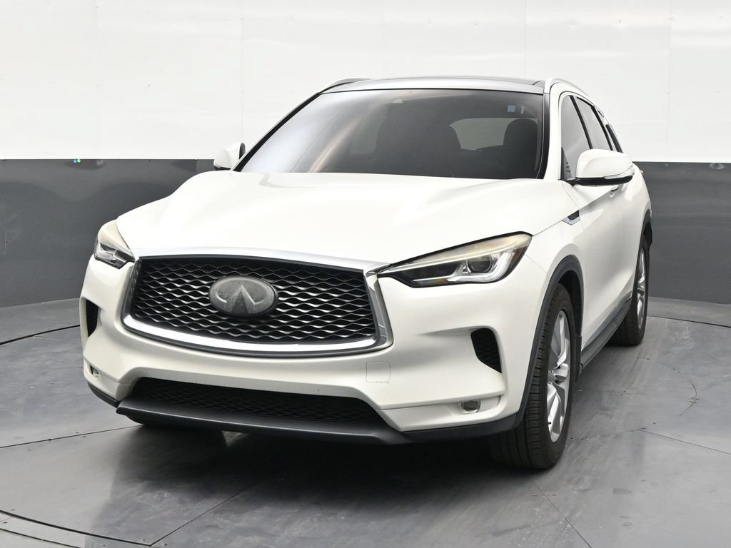 Used 2019 INFINITI QX50 Luxe w/ Navigation Package FWD image 8