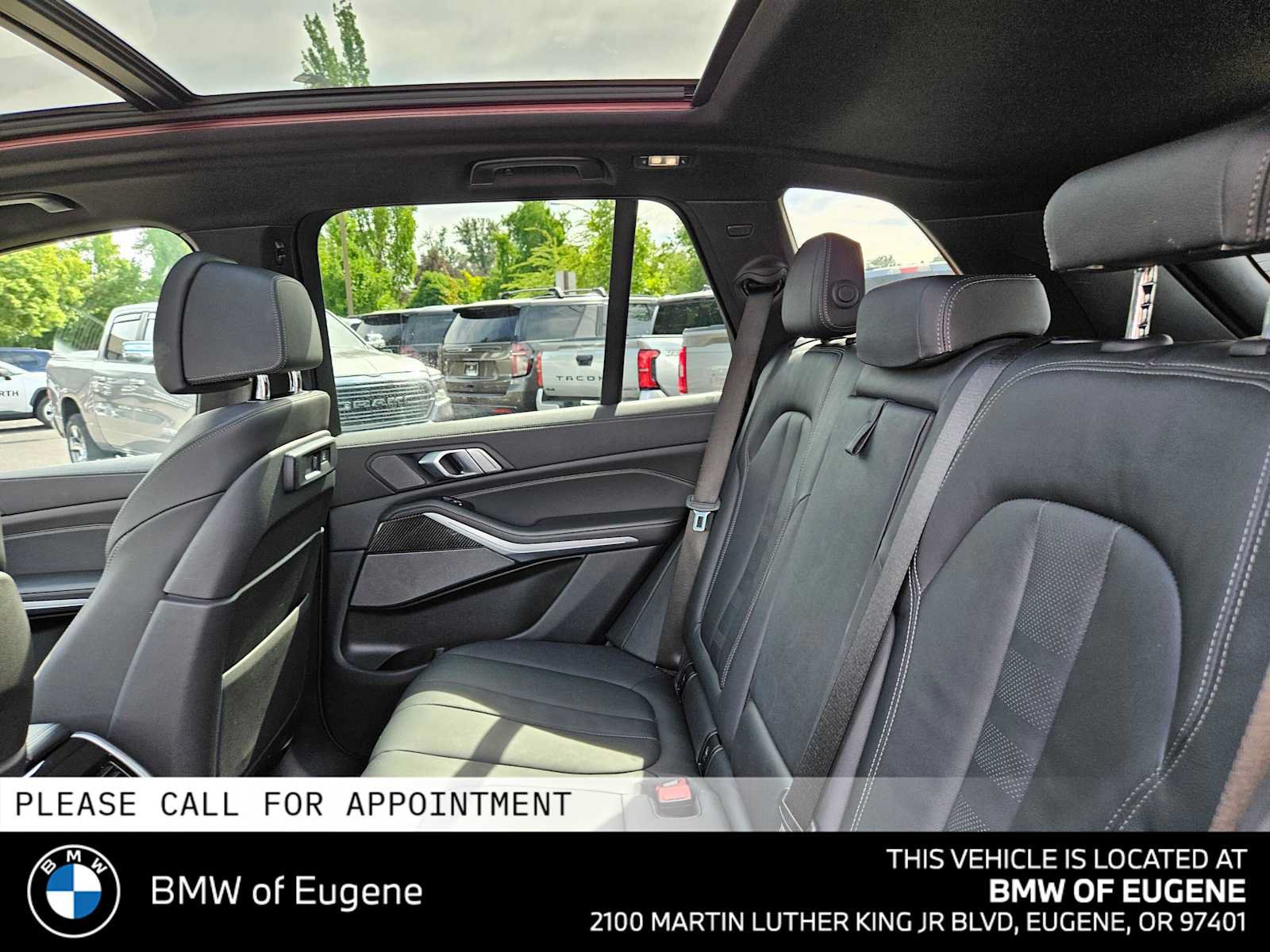 Used 2022 BMW X5 M50i w/ Premium Package AWD/4WD image 20