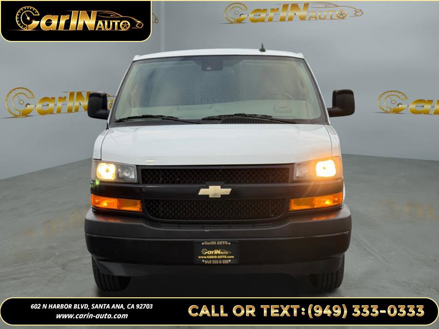 Used 2020 Chevrolet Express 3500 w/ Driver Convenience Package image 3