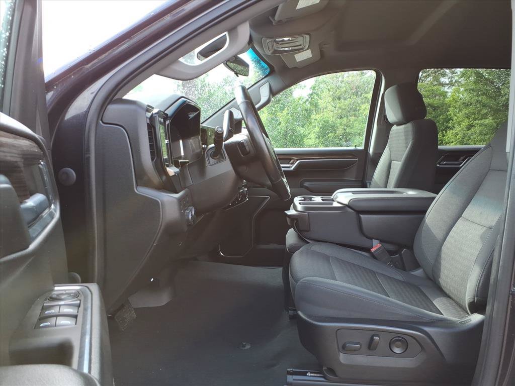 Used 2022 Chevrolet Silverado 1500 LT AWD/4WD image 15