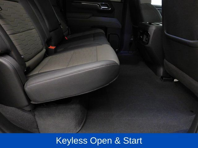 Used 2024 Chevrolet Silverado 1500 ZR2 w/ Technology Package image 31