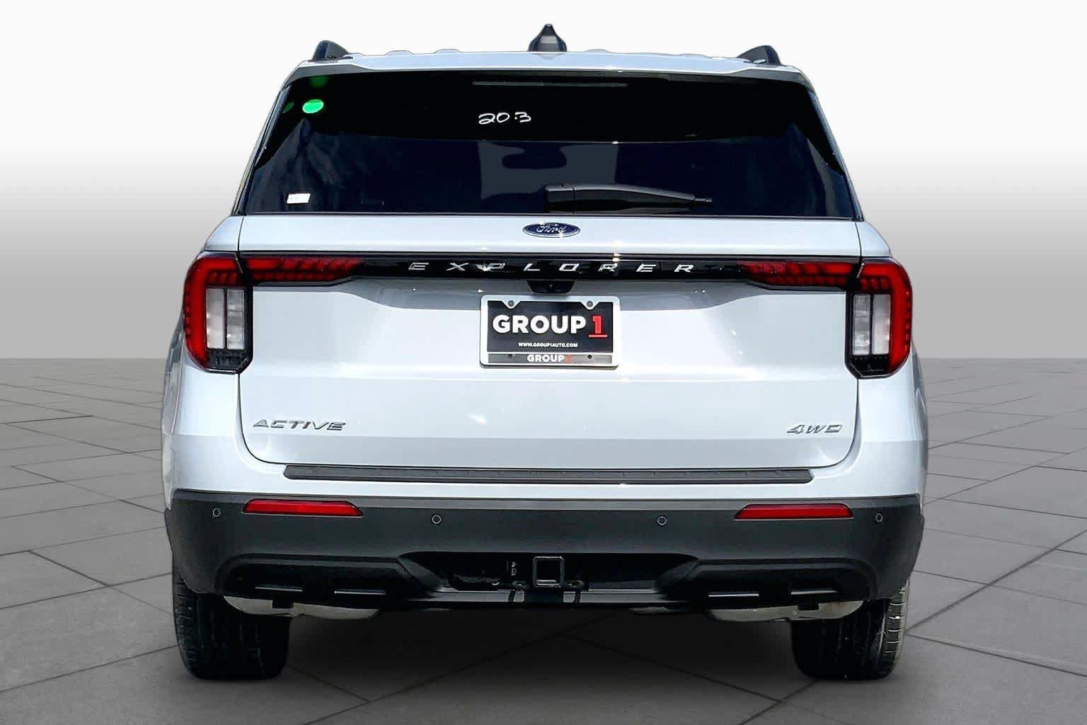 New 2026 Ford Explorer Active AWD/4WD image 4
