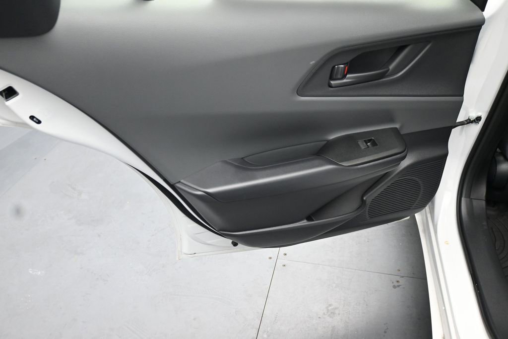 Used 2024 Toyota Prius LE FWD image 16
