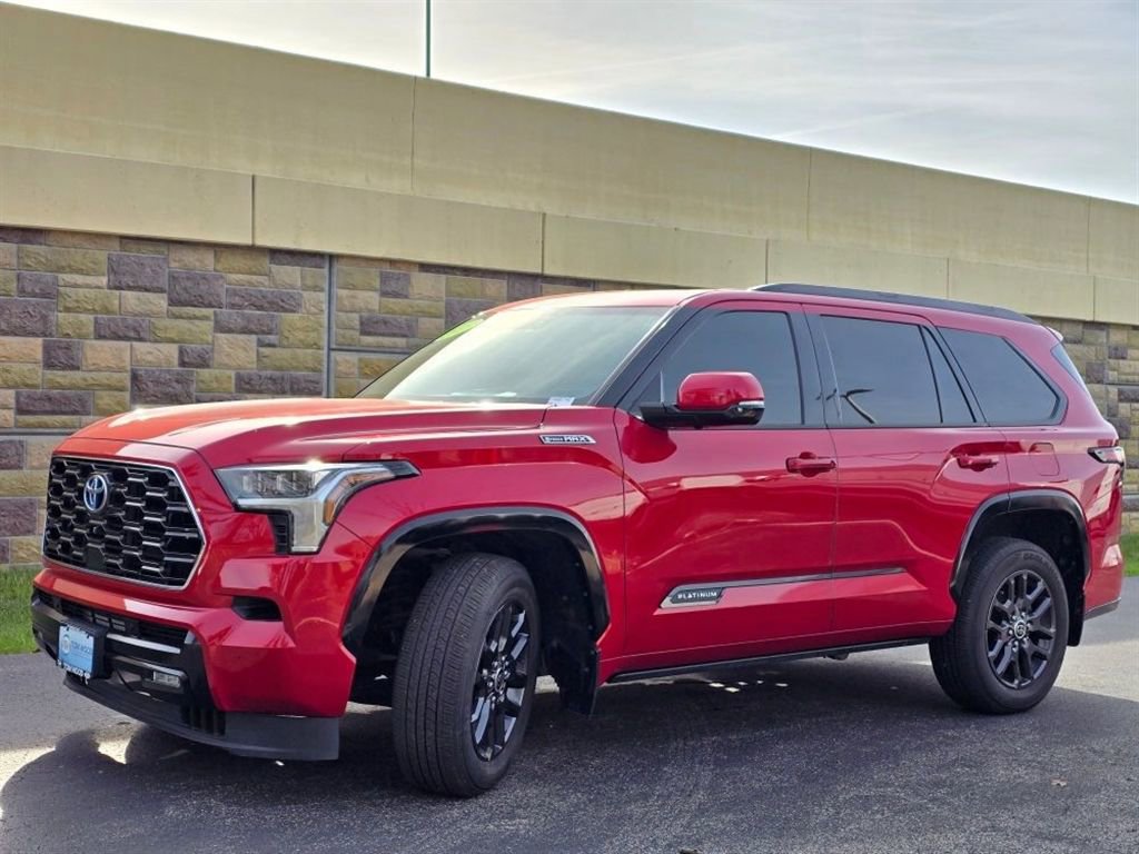 Used 2023 Toyota Sequoia Platinum AWD/4WD image 40