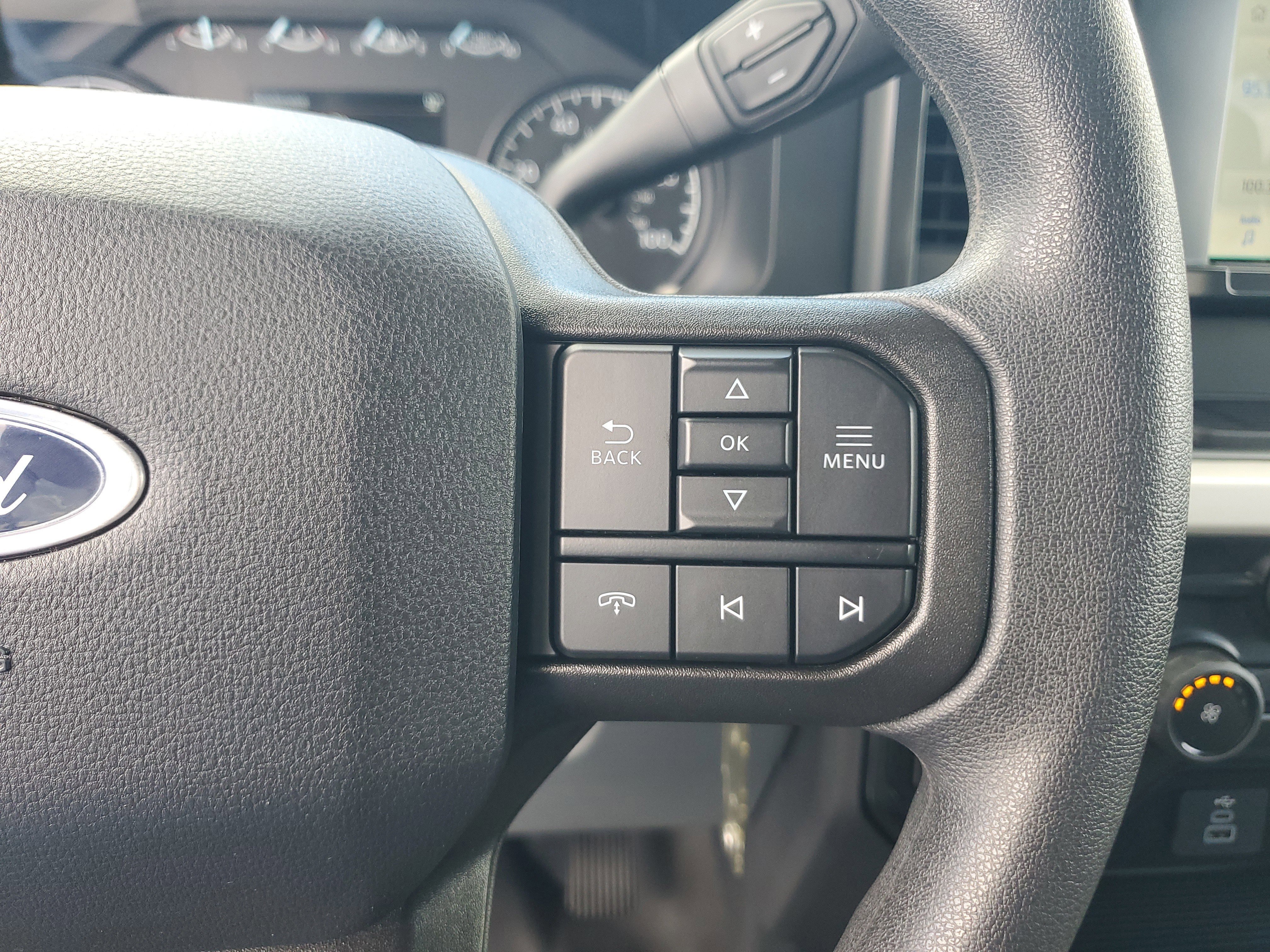 Used 2025 Ford F350 XL w/ 360-Degree Camera Package image 20