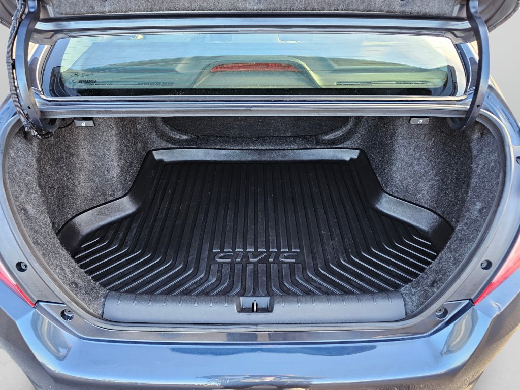 Used 2018 Honda Civic EX image 16