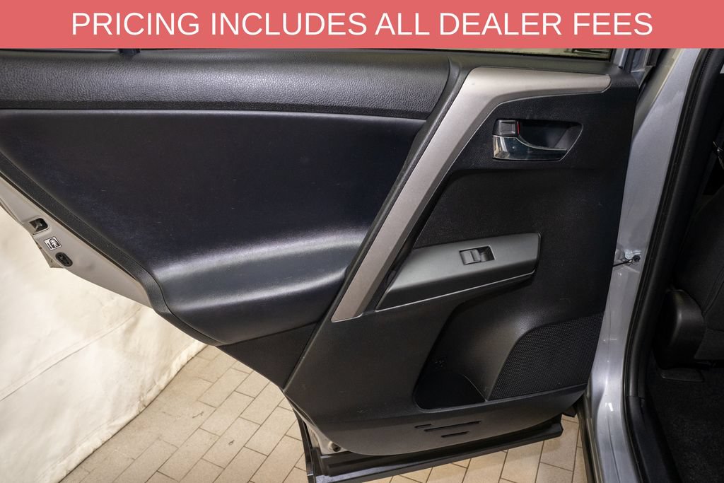 Used 2016 Toyota RAV4 XLE FWD image 10