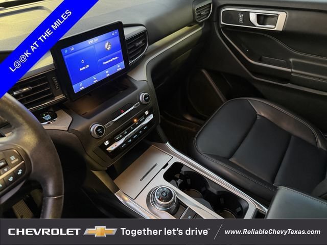 Used 2020 Ford Explorer XLT w/ Equipment Group 202A RWD image 18