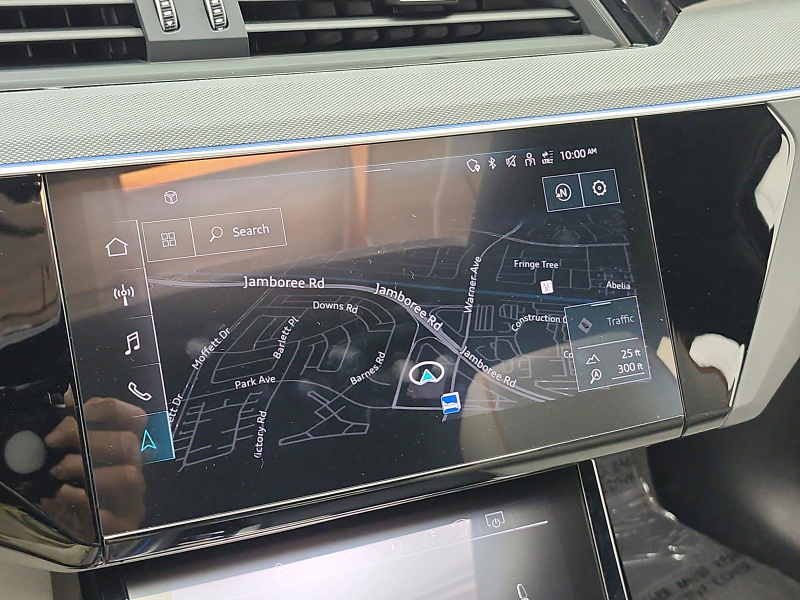 Used 2024 Audi Q8 e-tron Prestige w/ Prestige Package image 21