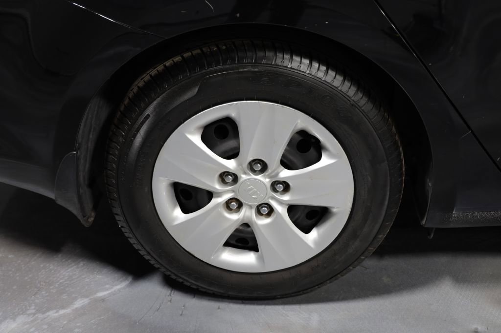 Used 2018 Kia Forte LX FWD image 29