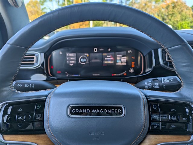 Used 2022 Jeep Grand Wagoneer Series III w/ Rear Seat Video Group 1 image 34