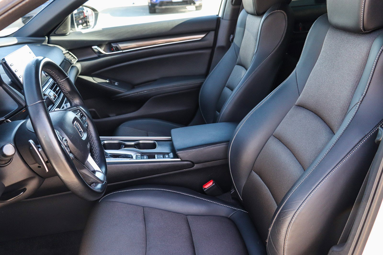 Used 2022 Honda Accord Sport image 18