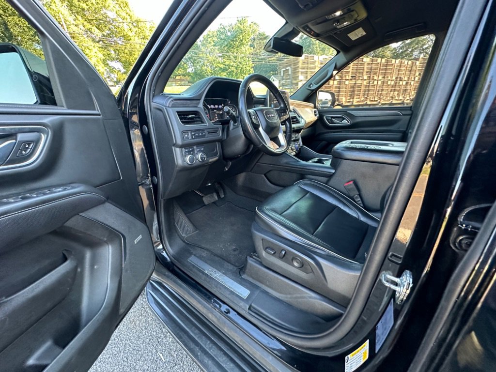 Used 2021 GMC Yukon XL SLT image 10