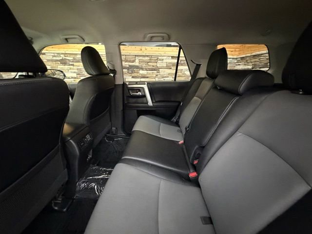 Used 2022 Toyota 4Runner SR5 Premium image 30
