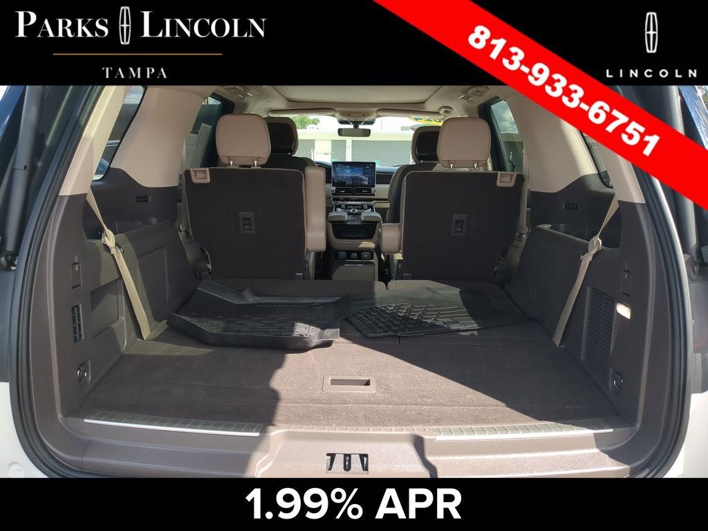 Certified 2024 Lincoln Navigator Premiere AWD/4WD image 8