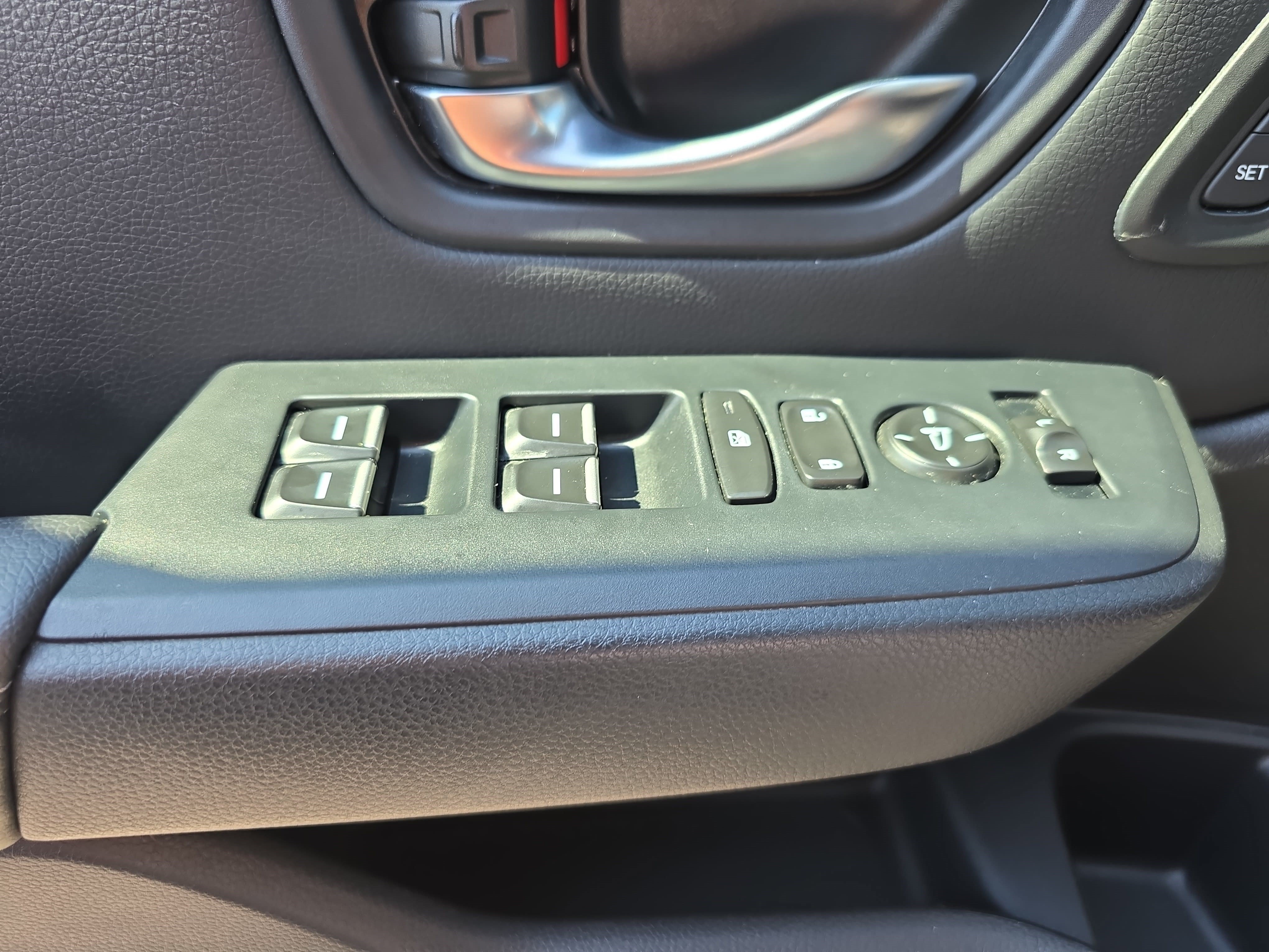 Certified 2025 Honda Pilot EX-L image 28