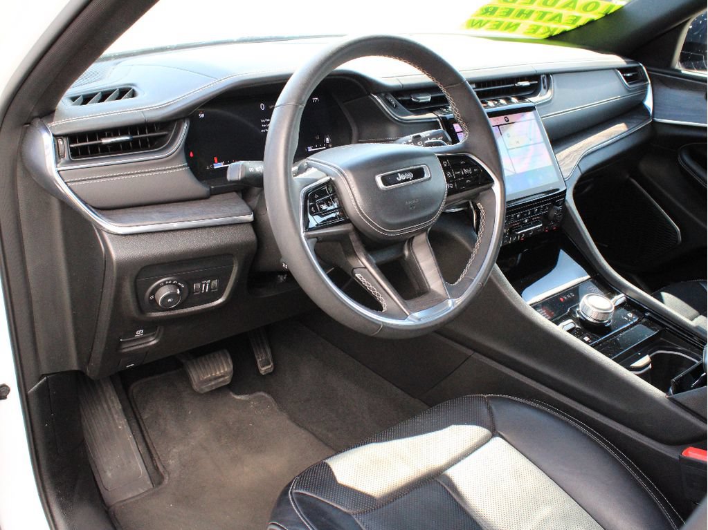 Certified 2023 Jeep Grand Cherokee L Overland AWD/4WD image 12
