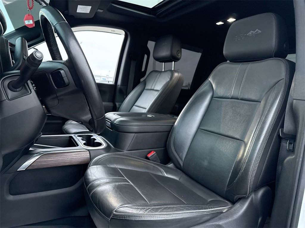 Used 2020 Chevrolet Silverado 2500 High Country w/ Z71 Off-Road Package image 11