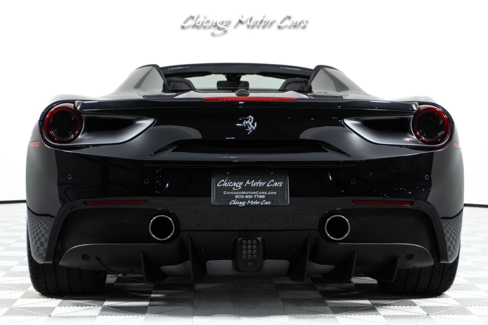 Used 2018 Ferrari 488 Spider RWD image 9