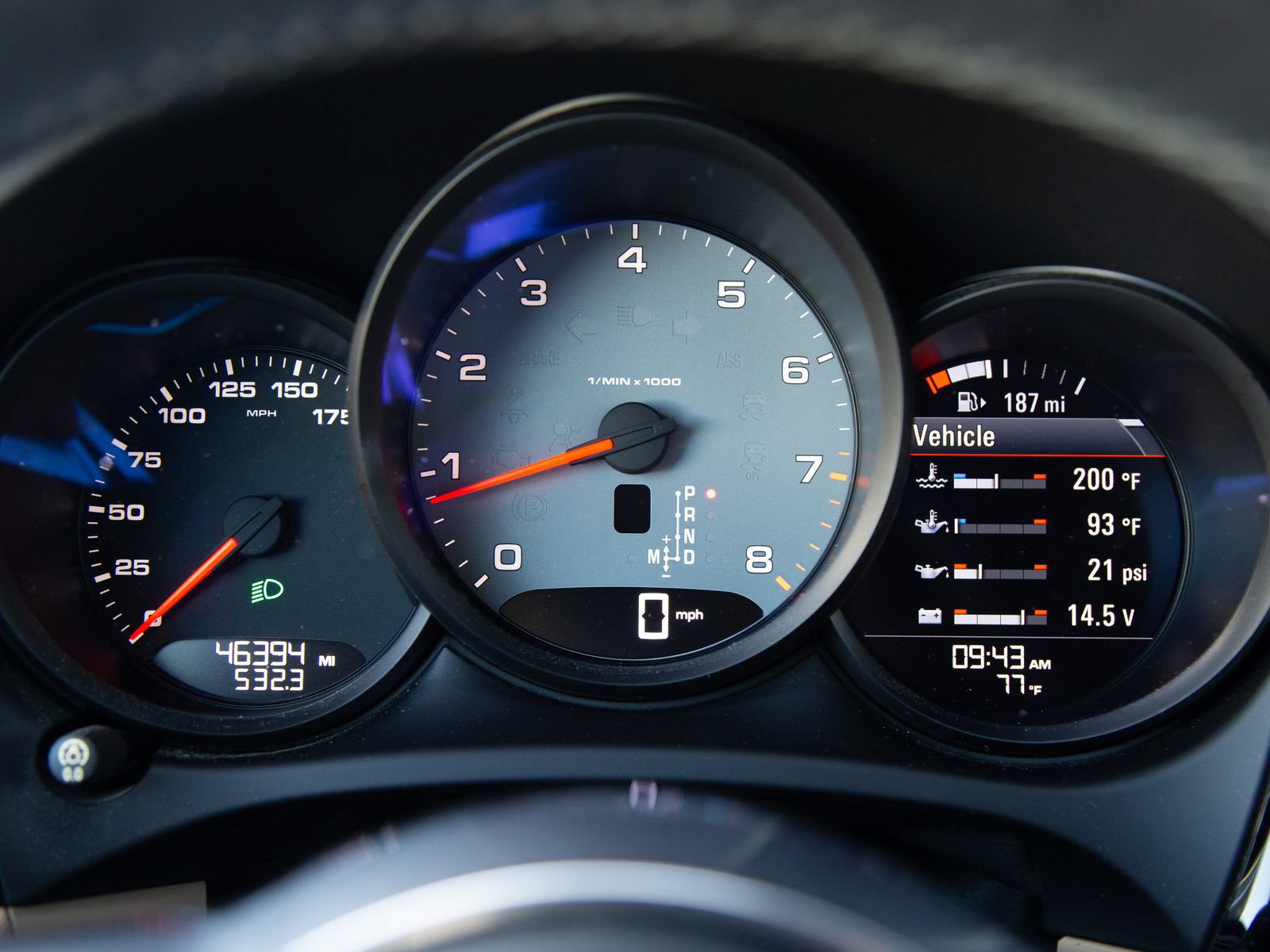 Certified 2020 Porsche Macan S AWD/4WD image 8