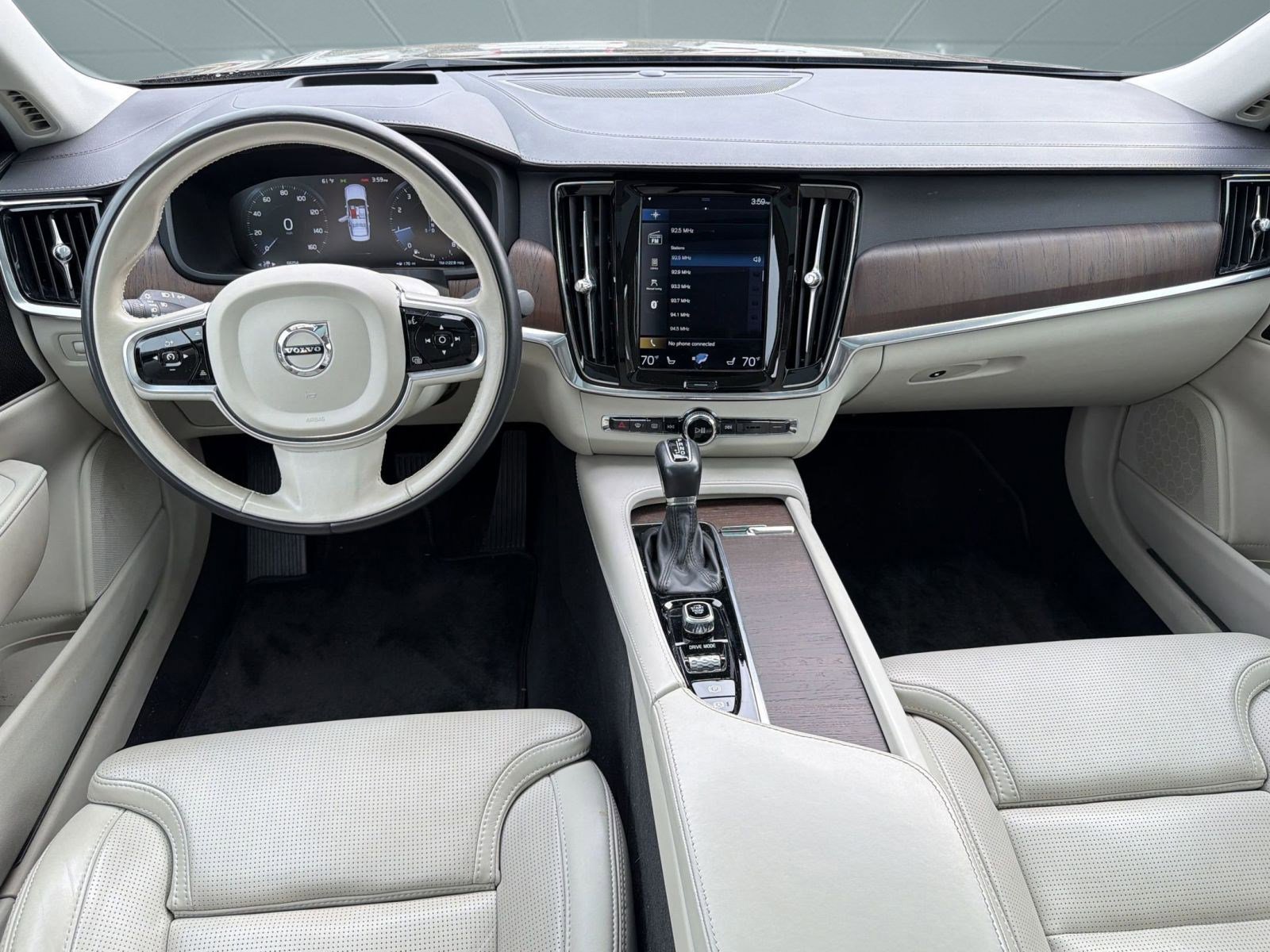 Used 2021 Volvo S90 T6 Inscription image 17