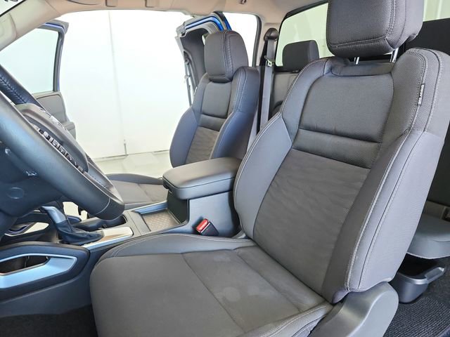 Used 2024 Nissan Frontier SV w/ SV Convenience Package image 19