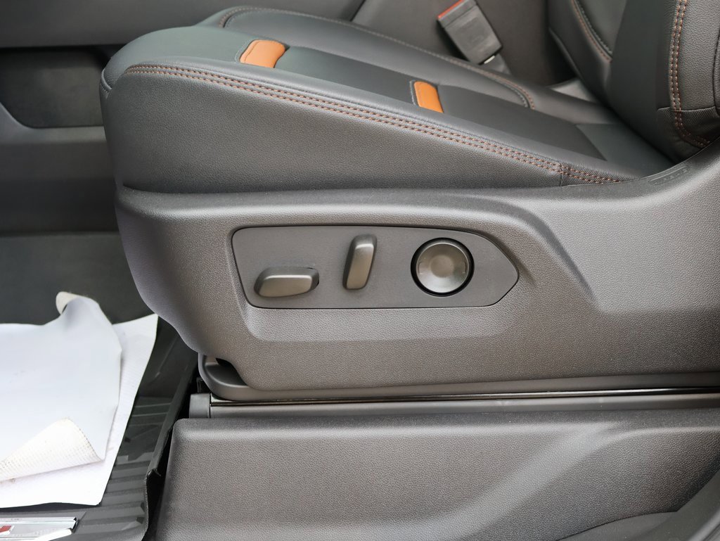 New 2026 GMC Sierra 3500 AT4 w/ AT4 Premium Plus Package image 16