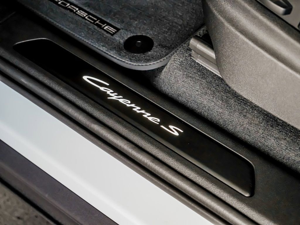 New 2026 Porsche Cayenne S AWD/4WD image 14