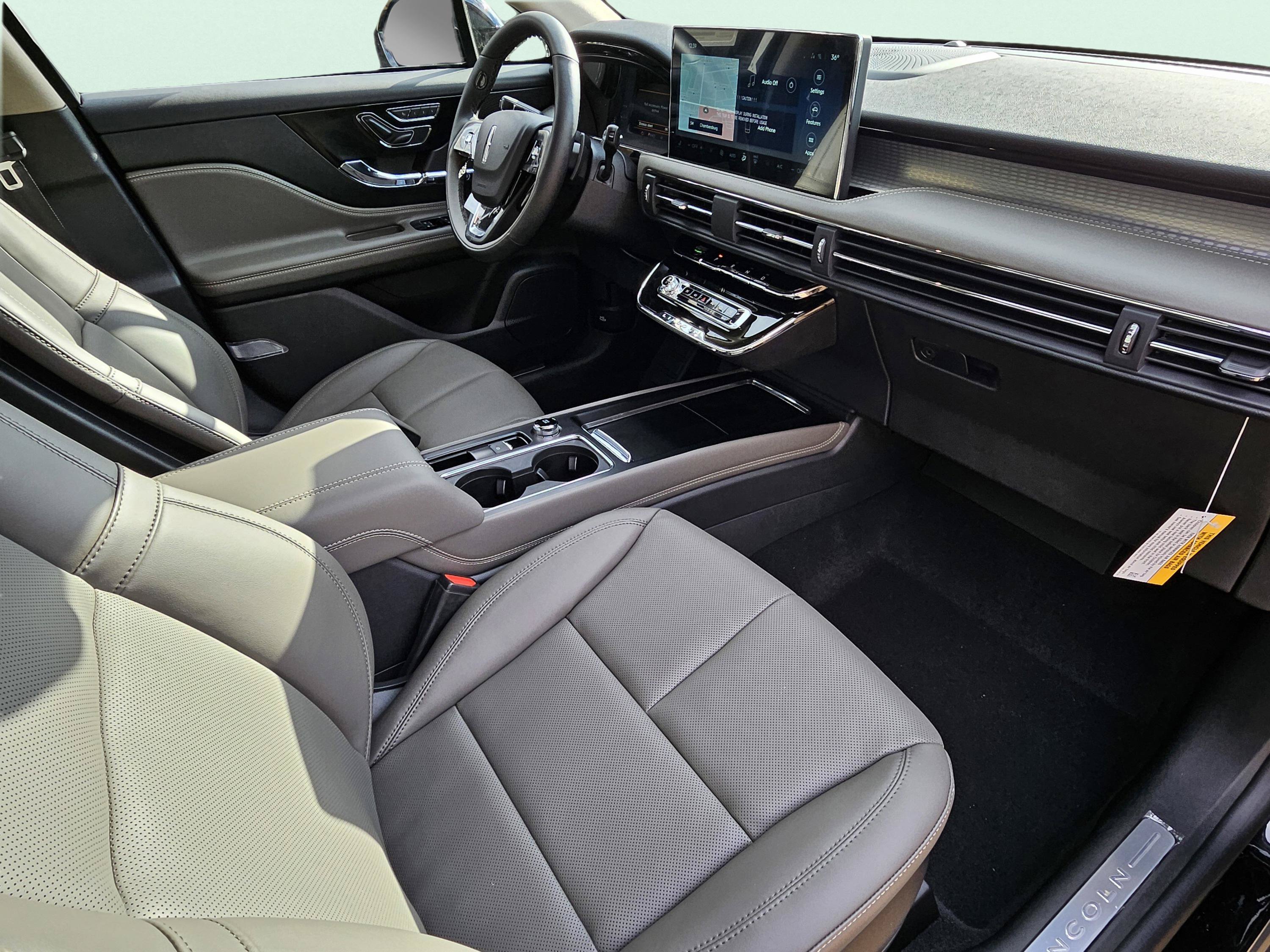 New 2026 Lincoln Corsair Premiere AWD/4WD image 15