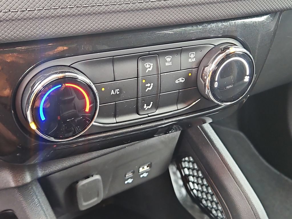 Used 2026 Chevrolet TrailBlazer LT FWD image 31
