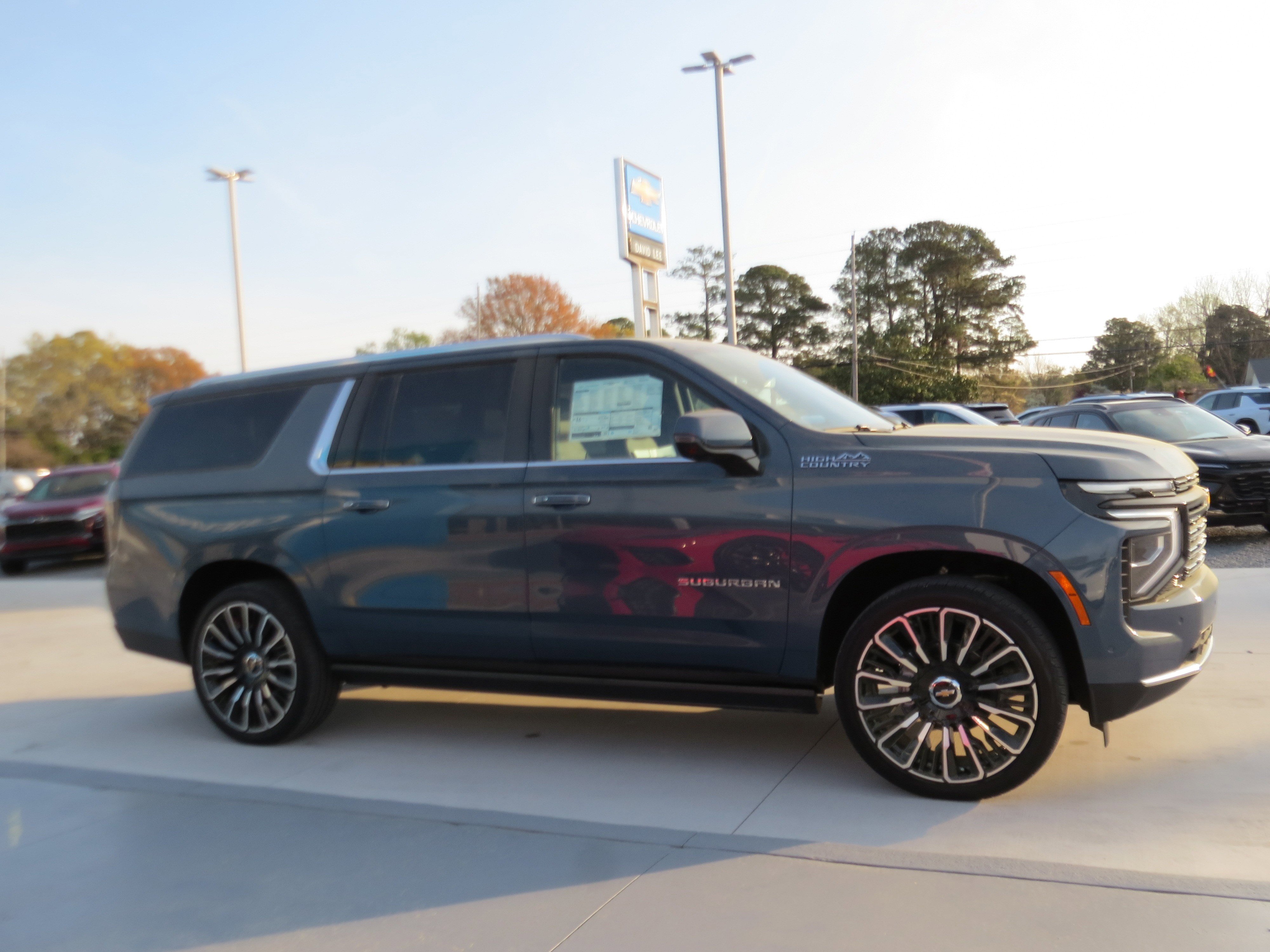 New 2026 Chevrolet Suburban High Country AWD/4WD image 6