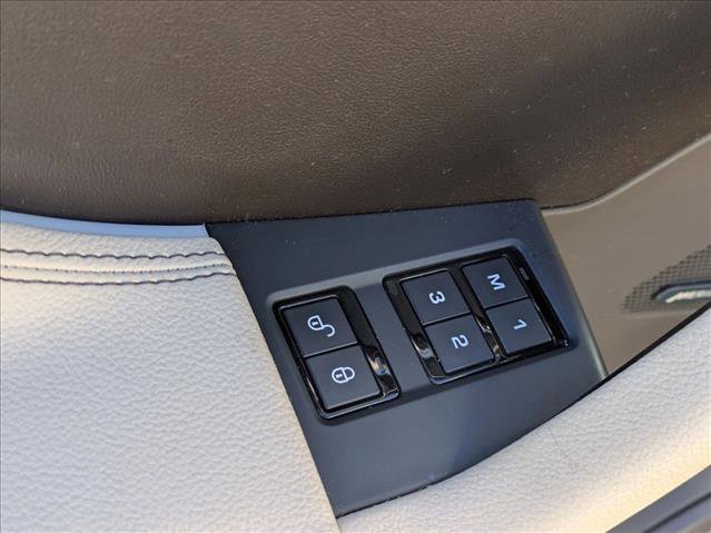 Used 2020 Jaguar F-PACE Prestige image 8