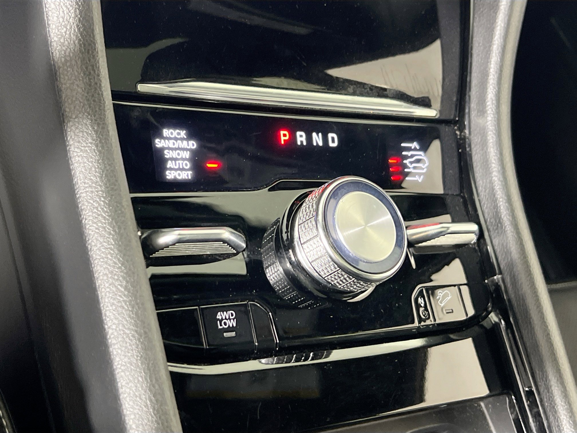 Used 2023 Jeep Grand Cherokee Overland image 17