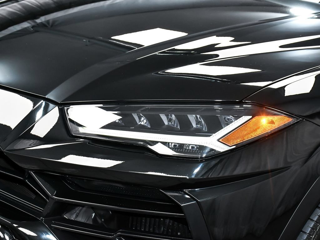 Used 2022 Lamborghini Urus AWD/4WD image 81