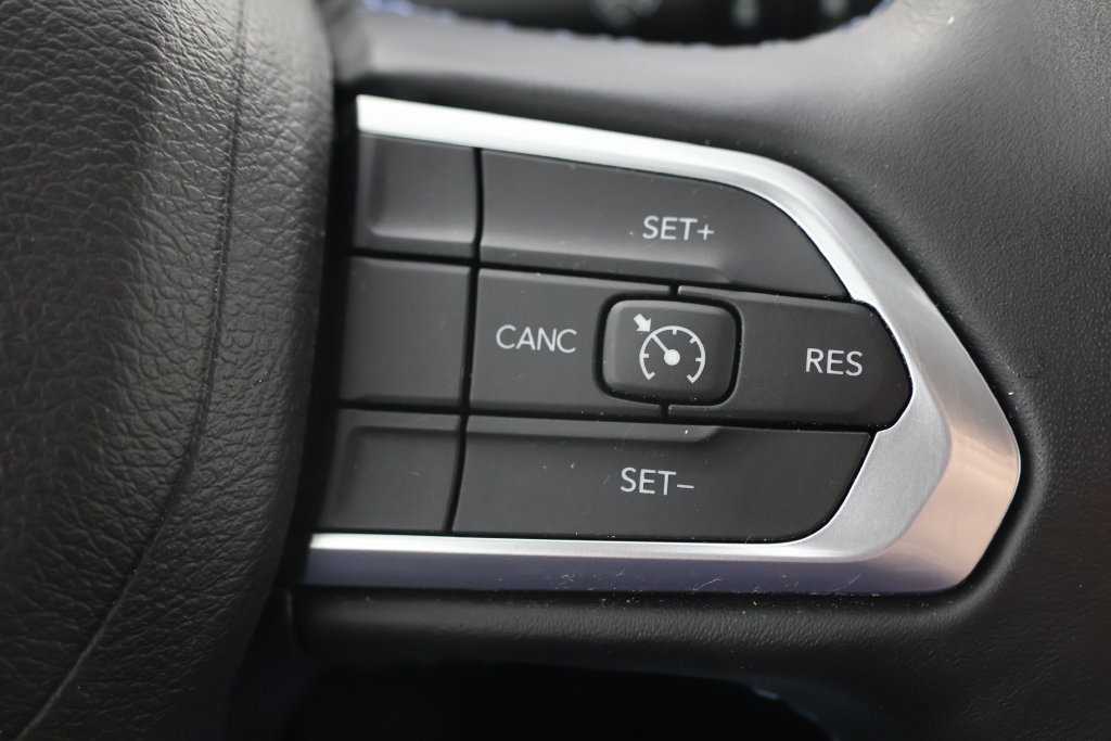 Used 2022 Jeep Compass Latitude w/ Convenience Group AWD/4WD image 12