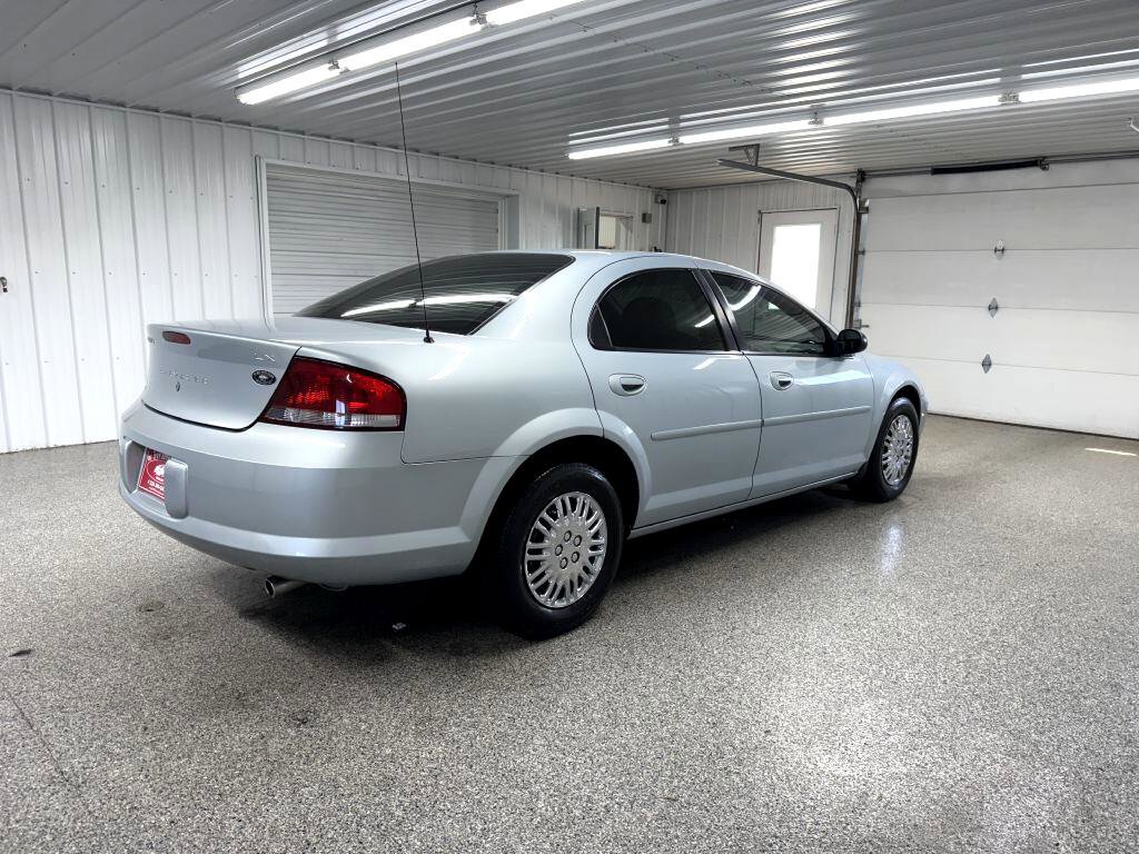 Used 2002 Chrysler Sebring LX image 6