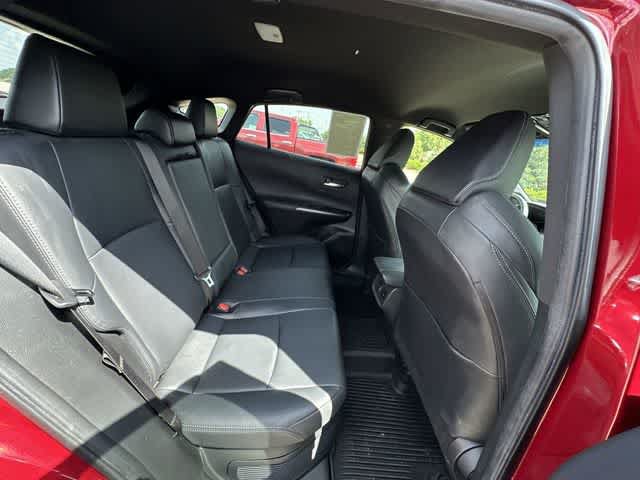 Used 2022 Toyota Venza XLE AWD/4WD image 24