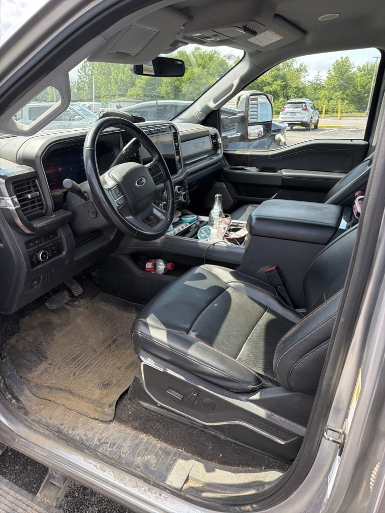 Used 2024 Ford F350 Lariat w/ Lariat Ultimate Package AWD/4WD image 2