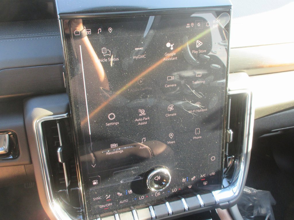 New 2026 GMC Yukon XL Denali w/ Denali Reserve Package image 20