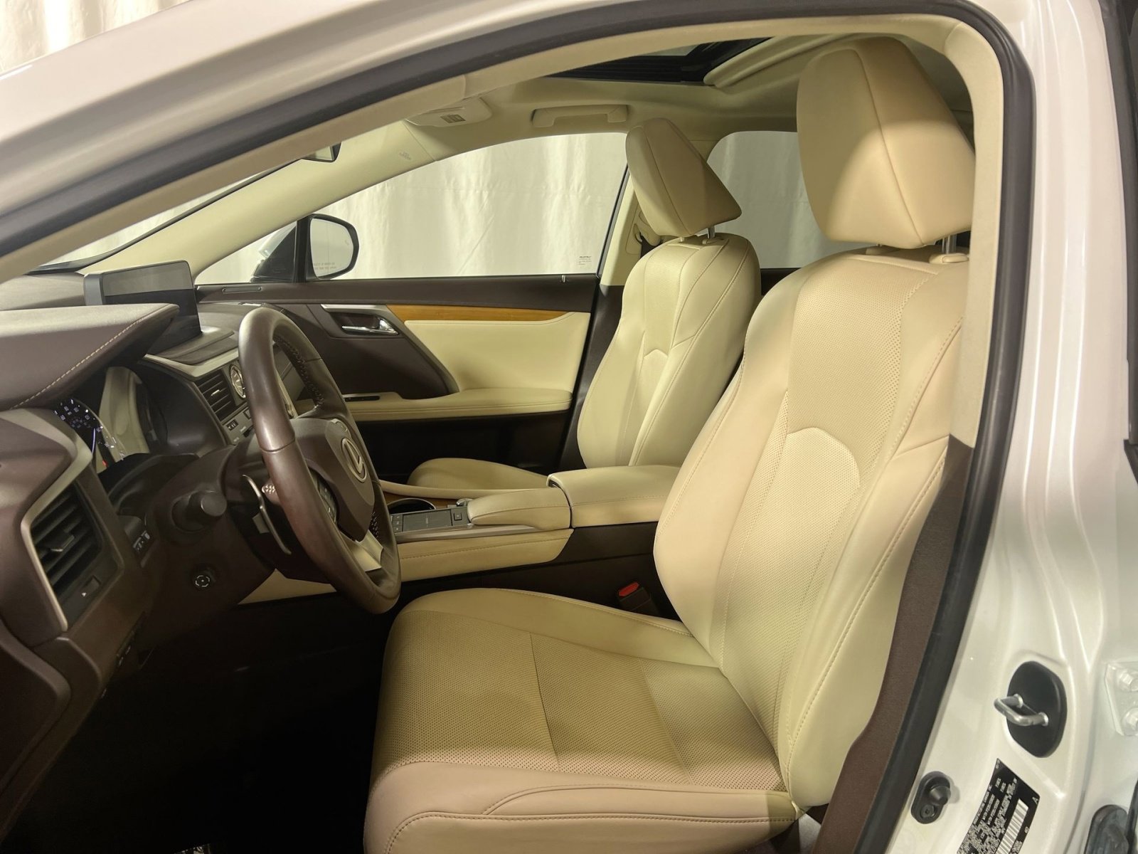 Used 2020 Lexus RX 350 AWD w/ Premium Package image 19