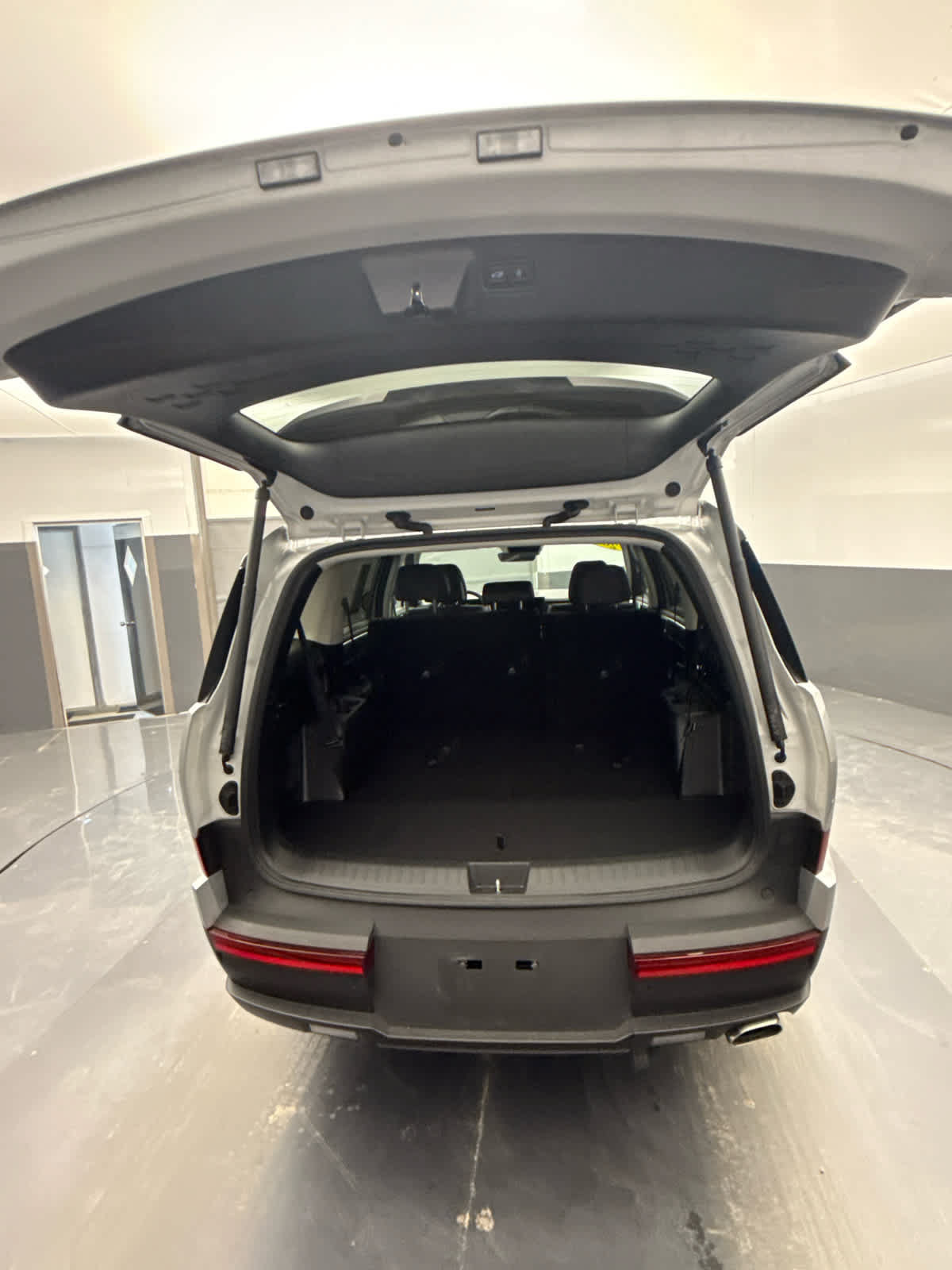 Used 2026 Hyundai Santa Fe SEL AWD/4WD image 99