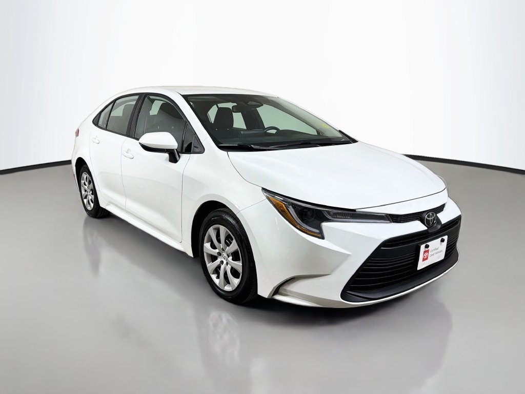 Used 2024 Toyota Corolla LE FWD image 4