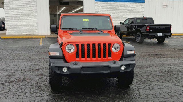 Used 2018 Jeep Wrangler Unlimited Sport image 3