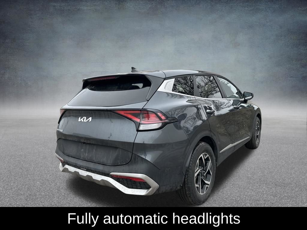 Used 2024 Kia Sportage LX image 6